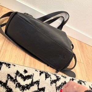 Cuyana System Tote with accessories